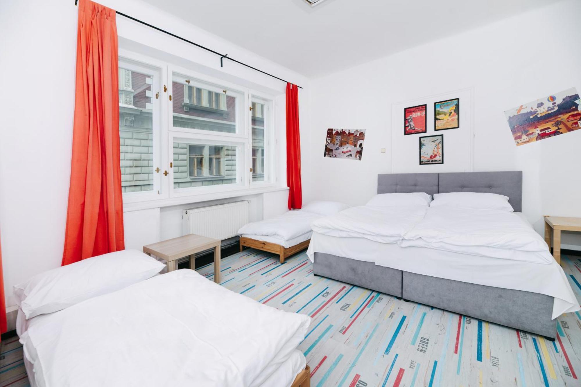 Benedikt City Center Hostel Prague Extérieur photo
